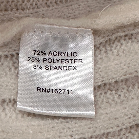 NWT Soft Cropped Sweater Medium - Picture 7 of 9